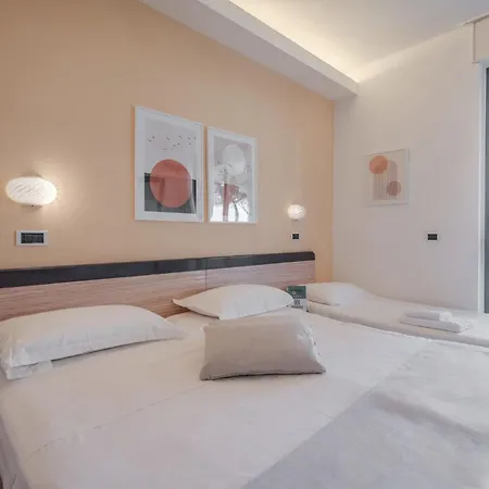 Hotiday Collection -