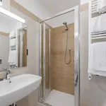 Hotel Hotiday Collection -