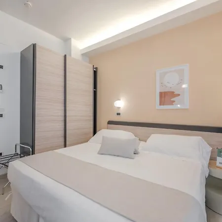 Hotel Hotiday Collection - 4*