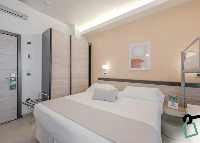 Ξενοδοχείο Hotiday Collection - 4*