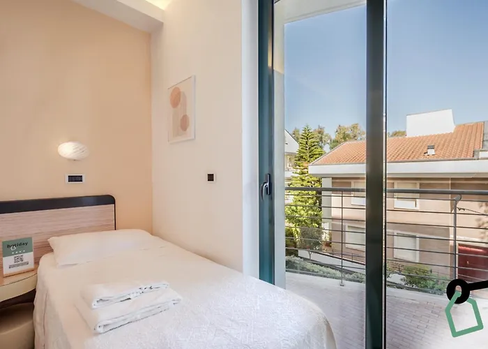 Hotell Hotiday Collection -